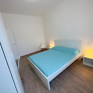  Appartamento Ambrogio Mare Italia