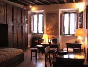 Cecilia Suites Roma 0*,  Italia